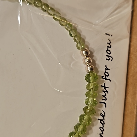 Anushruti Gemstone Bracelet - Picture 3 of 6